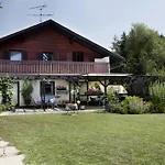 Apartahotel Gaestehaeuser Anni Ehrndorfer 4*