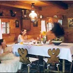 Apartahotel Gaestehaeuser Anni Ehrndorfer Ried im Innkreis